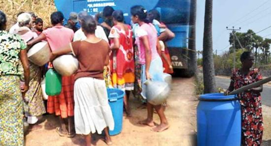 දිස්ත්‍රික්ක කිහිපයකට බවුසර් මගින් ජලය...